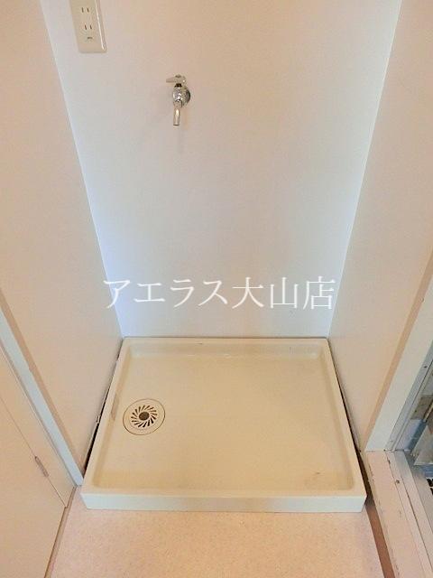 Other Equipment. Indoor Laundry Storage