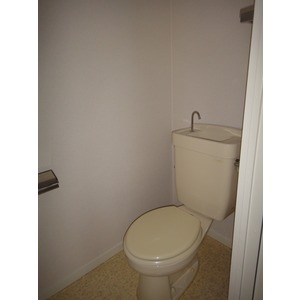 Living and room. Japanese-style room 6 quires