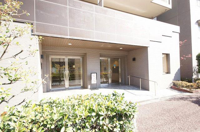 Local appearance photo. Local (12 May 2013) Shooting