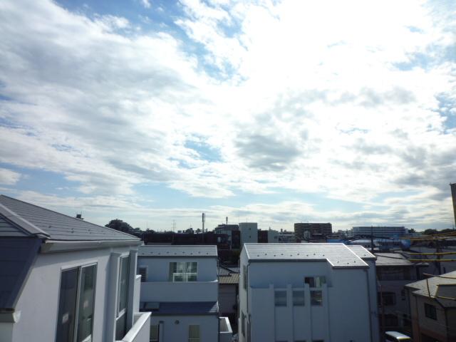 Other. 1 Building, View from the balcony (October 17, 2013 shooting)