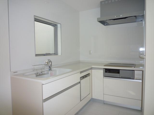 Kitchen. 4 Building, Indoor (10 May 2013) Shooting