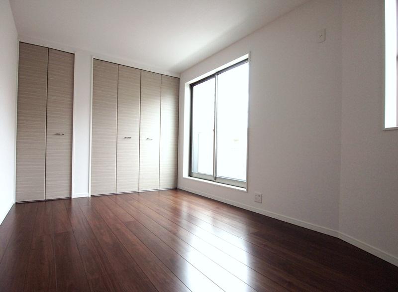 Same specifications photos (Other introspection). - Per under construction [Same specifications Photos] It will be -