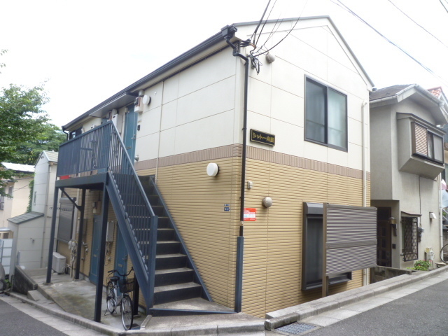 Building appearance. Shooting from the northwest side