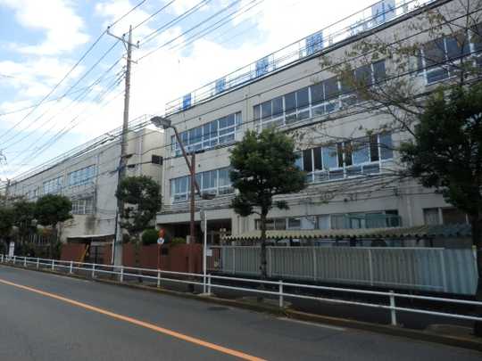 Local land photo. Ward Higashiayase elementary school. 