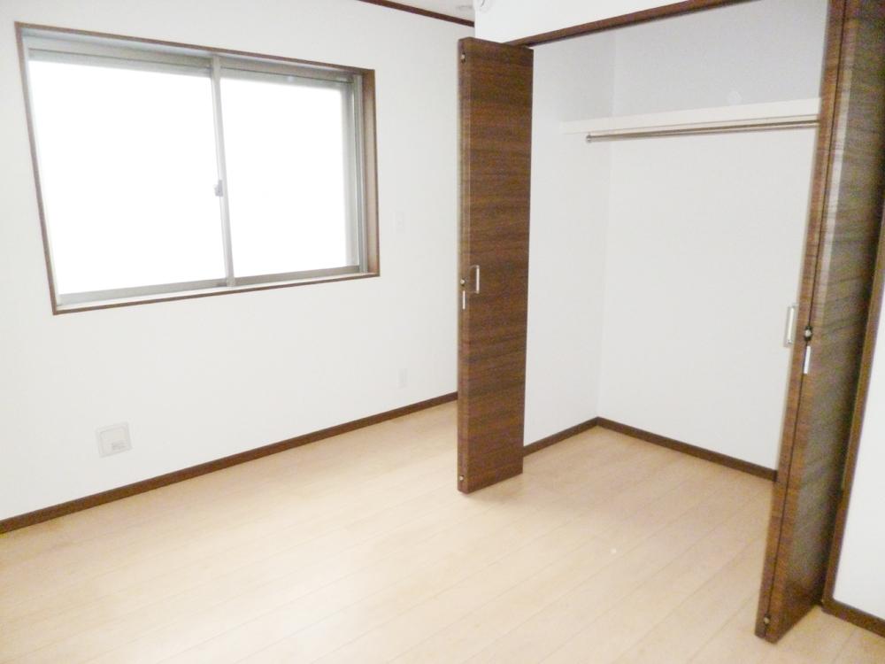 Non-living room. B Building