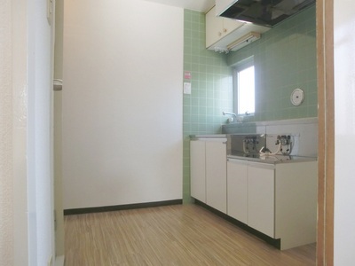 Kitchen. Kitchen space.