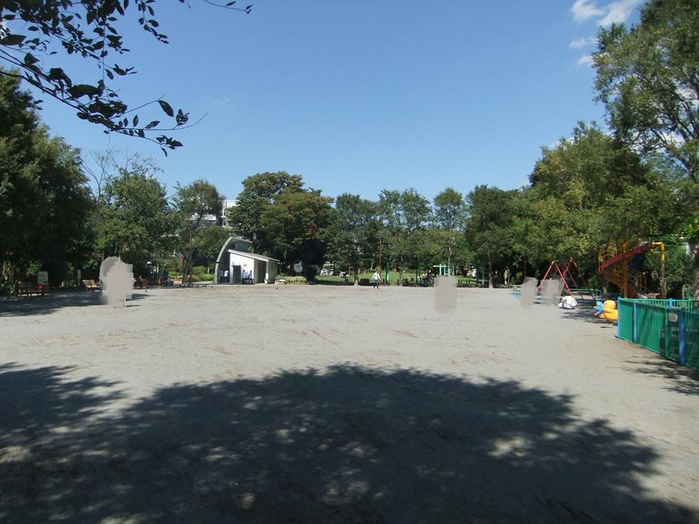 Other. 120m to ward Ohanajaya park