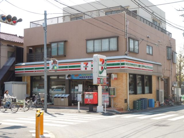 Convenience store. Seven-Eleven Takasago store up (convenience store) 630m