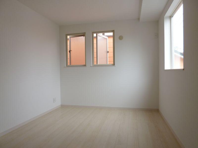 Non-living room. Western-style 6 Pledge