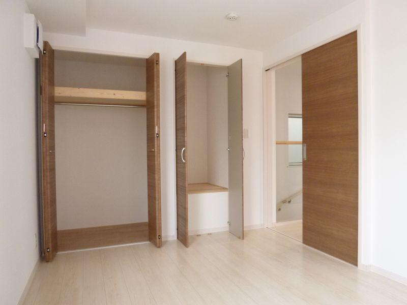 Receipt. Storage space