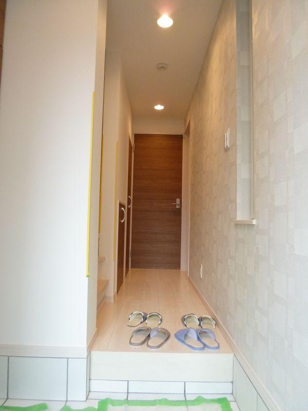 Entrance. Corridor as seen from the front door