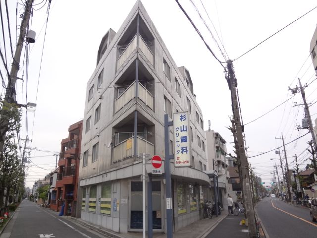 Hospital. 0m to Sugiyama dental clinic (hospital)