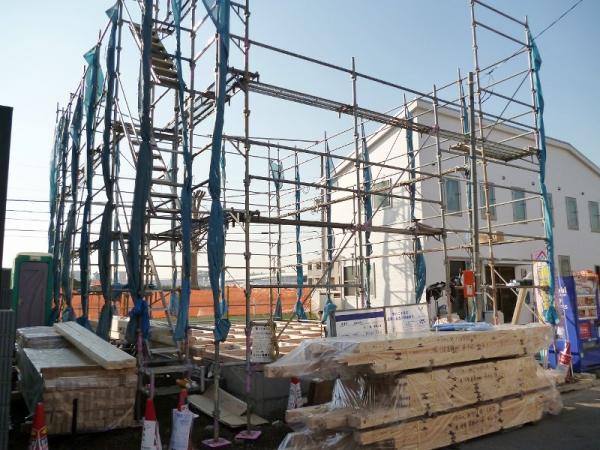 Local appearance photo. Local (11 May 2013) Shooting