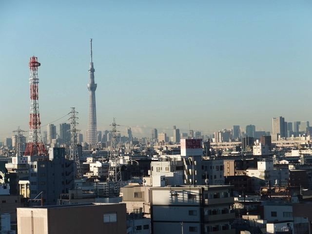 View photos from the dwelling unit. View from the site (November 2013) Shooting
