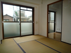 Living and room. Reference photograph ※ Photo is the same type, A thing of the separate room.