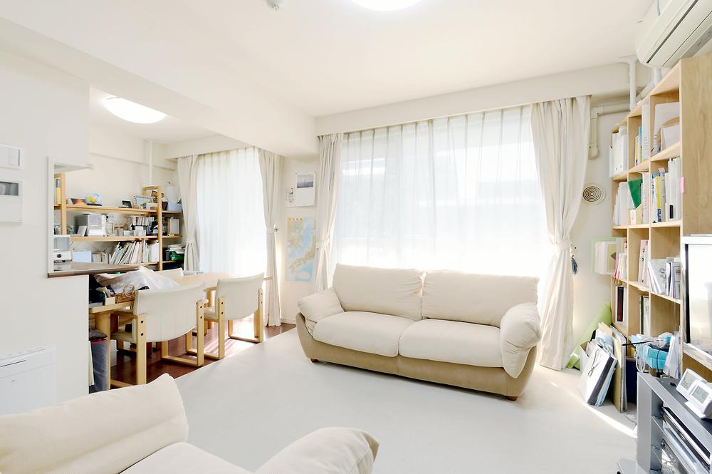 Living. Indoor (11 May 2013) Shooting