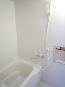 Bath. bus ・ It has been replaced with a new one!