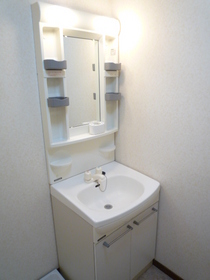 Washroom. Independent wash basin ・ It has been replaced with a new one!