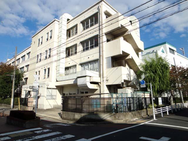 Junior high school. 230m to Aoba Junior High School