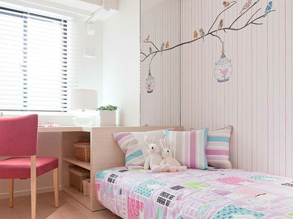 Interior.  [Bedroom 2]  ※ The following two points, Which was taken the B type in August 2012, furniture ・ Optional specifications such as the furniture is not included in the sale price.