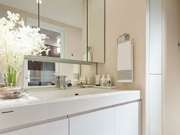 Bathing-wash room.  [Powder Room]  ※ The following two points, Which was taken the B type in August 2012, furniture ・ Optional specifications such as the furniture is not included in the sale price.