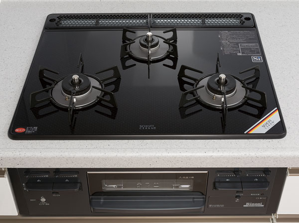 Kitchen.  [Schott glass top plate] Adopt a glass plate that are both beauty and durability. Not just beautiful, Strongly to heat and shock, Difficult dirty luck, It is easy to clean. (Same specifications)