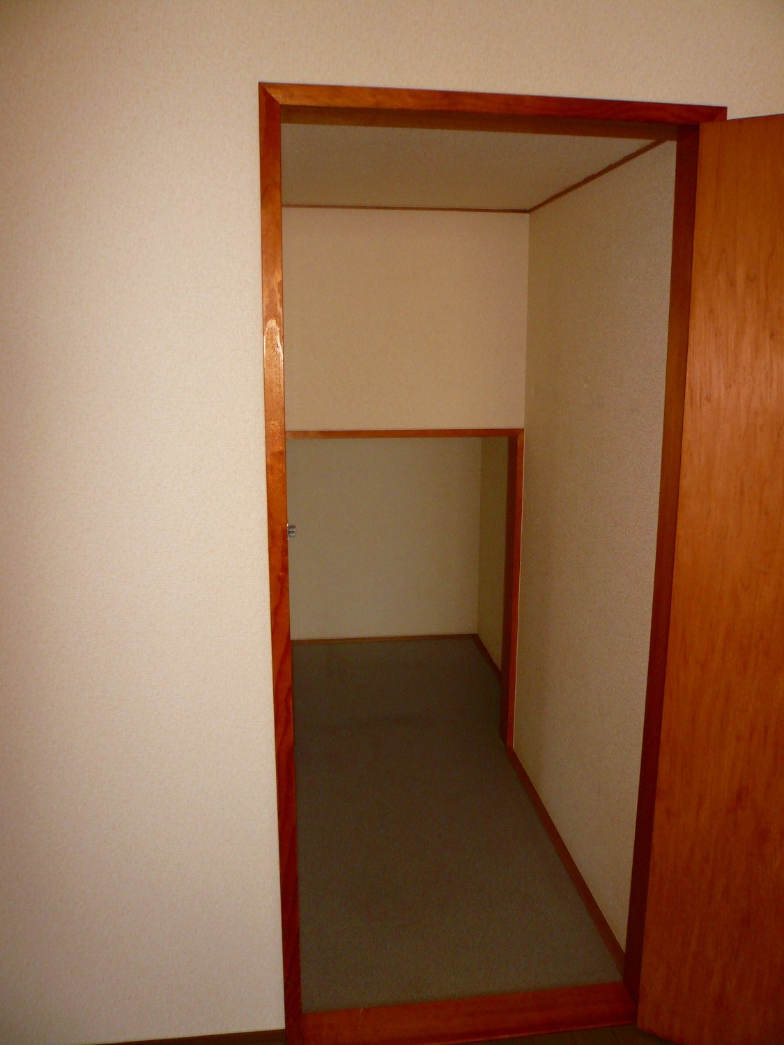 Receipt. Housed in the living room It is quite convenient.