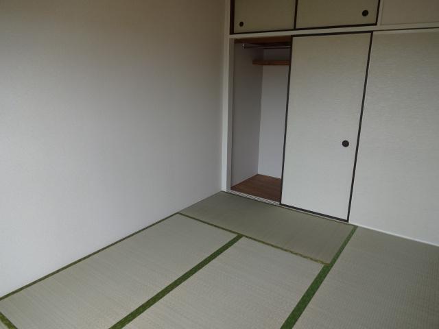 Non-living room. Room (August 2013) Shooting