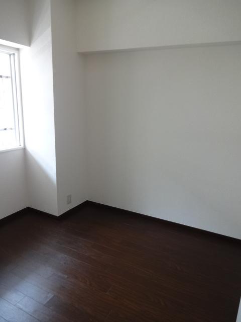 Non-living room. Room (August 2013) Shooting