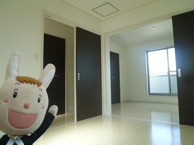 Non-living room. Indoor (October 8, 2013) Shooting