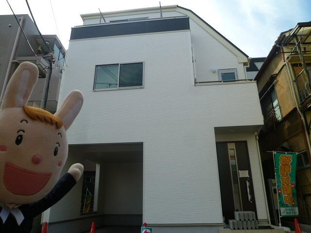 Local appearance photo. Local (October 8, 2013) Shooting