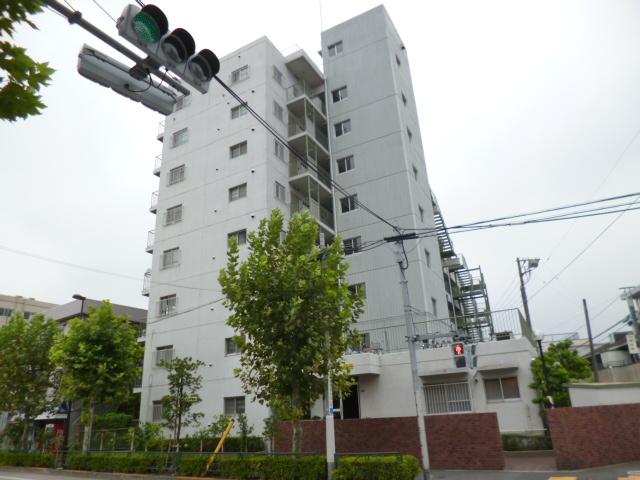 Local appearance photo. local