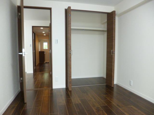 Non-living room. Storage rich have