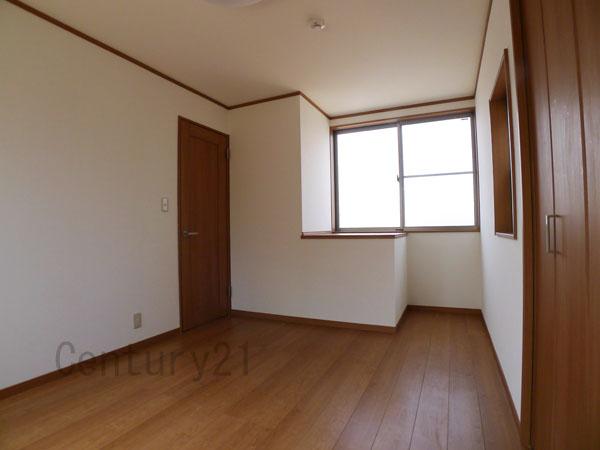 Non-living room. B Building