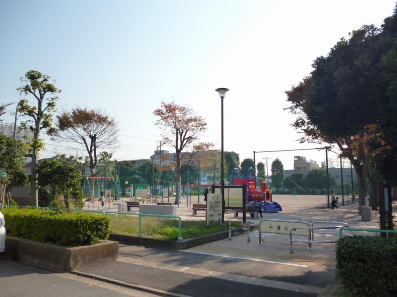 park. 112m to centrist park