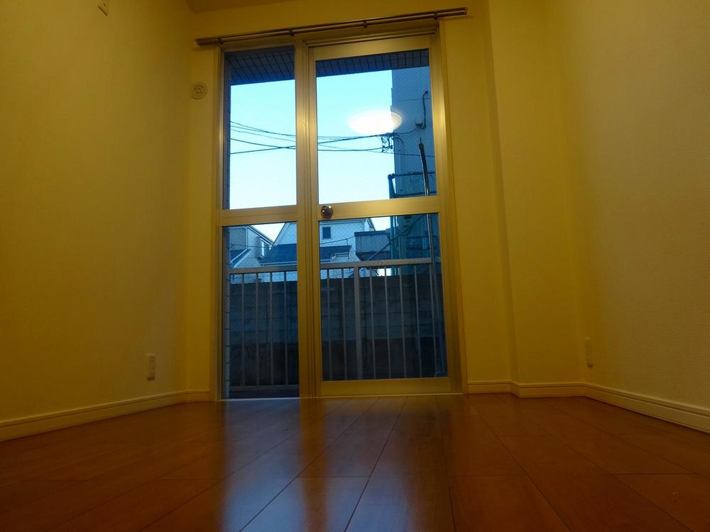 Non-living room. There is a window, During the day you came into the day