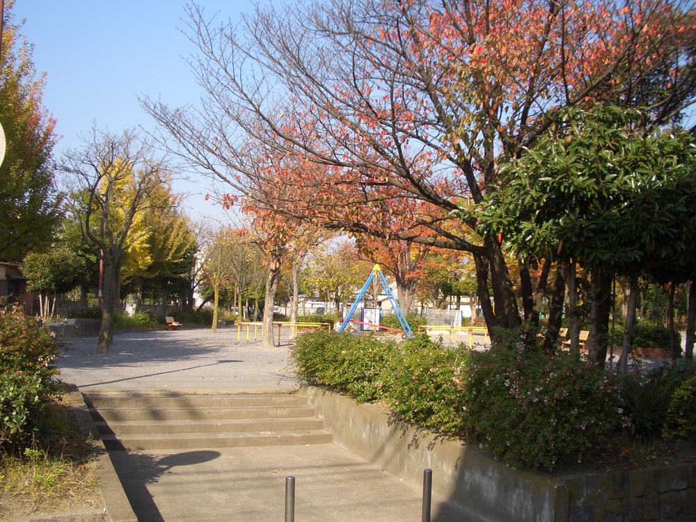 park. 5m to Sanwa park