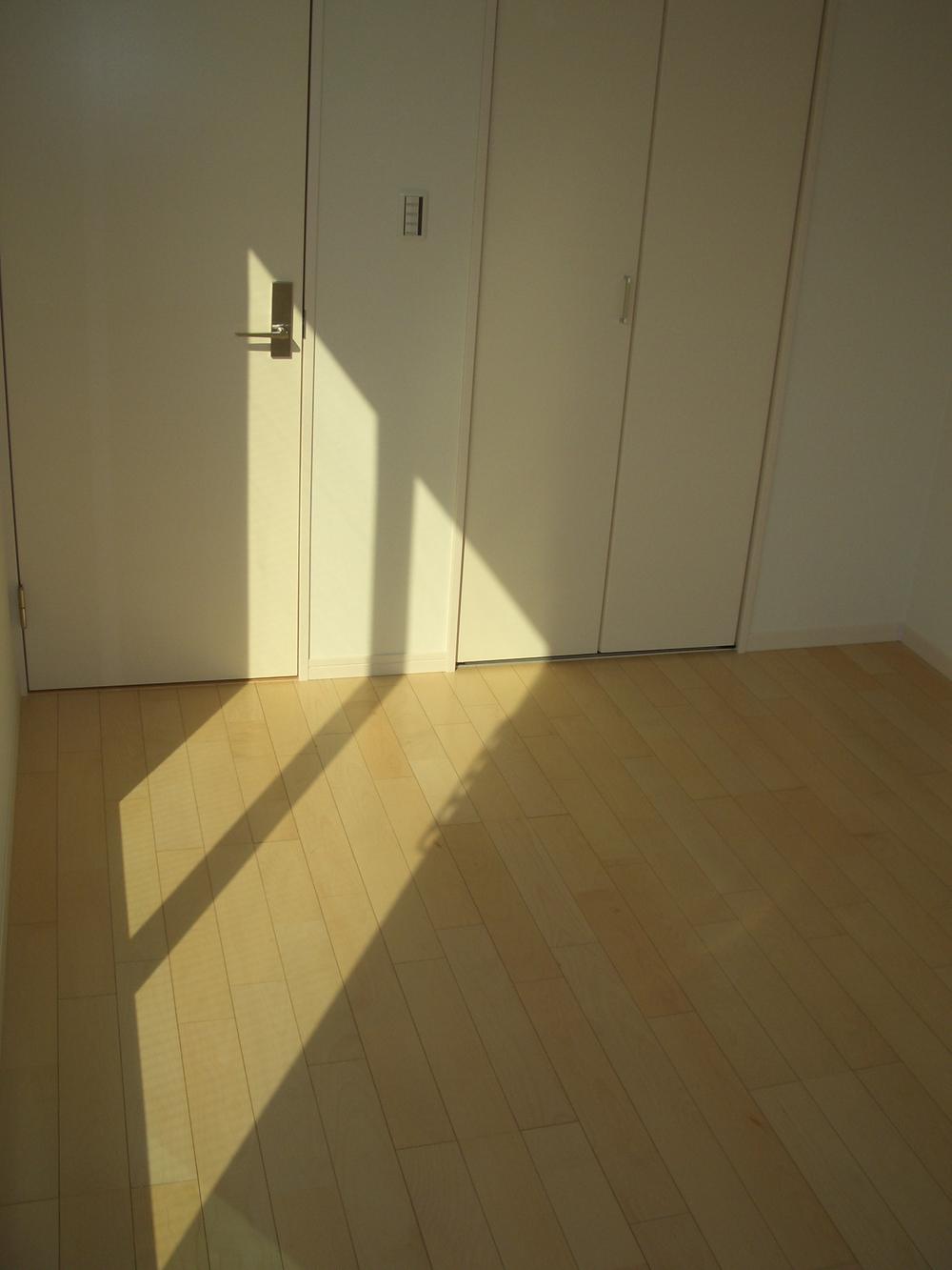 Non-living room. A Building third floor bedroom. 