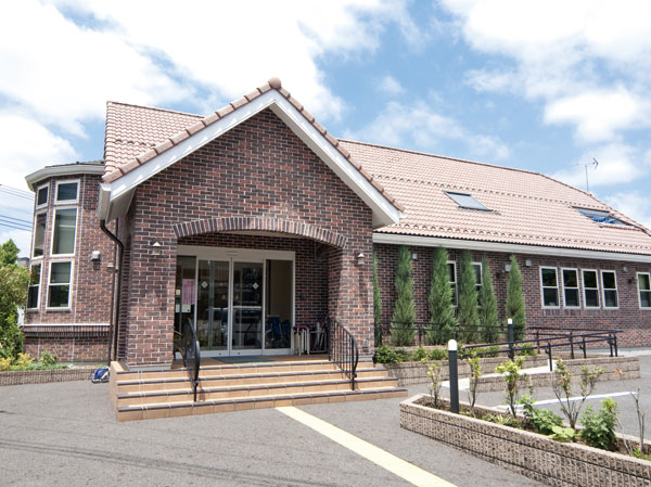 Surrounding environment. Adjacent to "Yoshida machine Tsukasa clinic" (about 10m ・ 1-minute walk). Medical support, such as free scheduled health seminars in the apartment ( ※ Plan 2) is received.  ※ 2: clinic ・ It is those of the planning stage for the contents of the "medical support" of the pharmacy, It may be subject to change in the future.