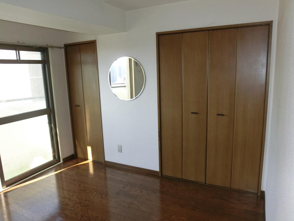 Non-living room. Western-style 5.5 Pledge