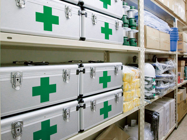 Common utility.  [Disaster prevention warehouse] With a situation such as the event of disaster, First-aid kit, Disaster prevention blanket, We offer a disaster prevention warehouse that was stockpiling the toilet, etc..