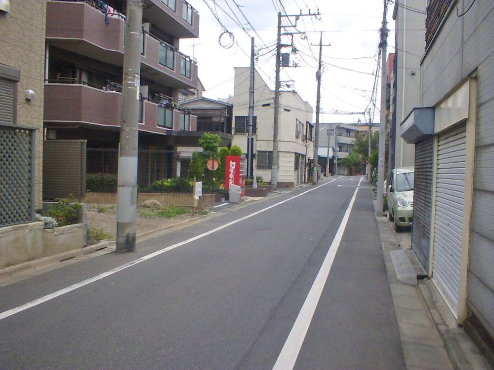 Local photos, including front road. Local (June 2013) Shooting