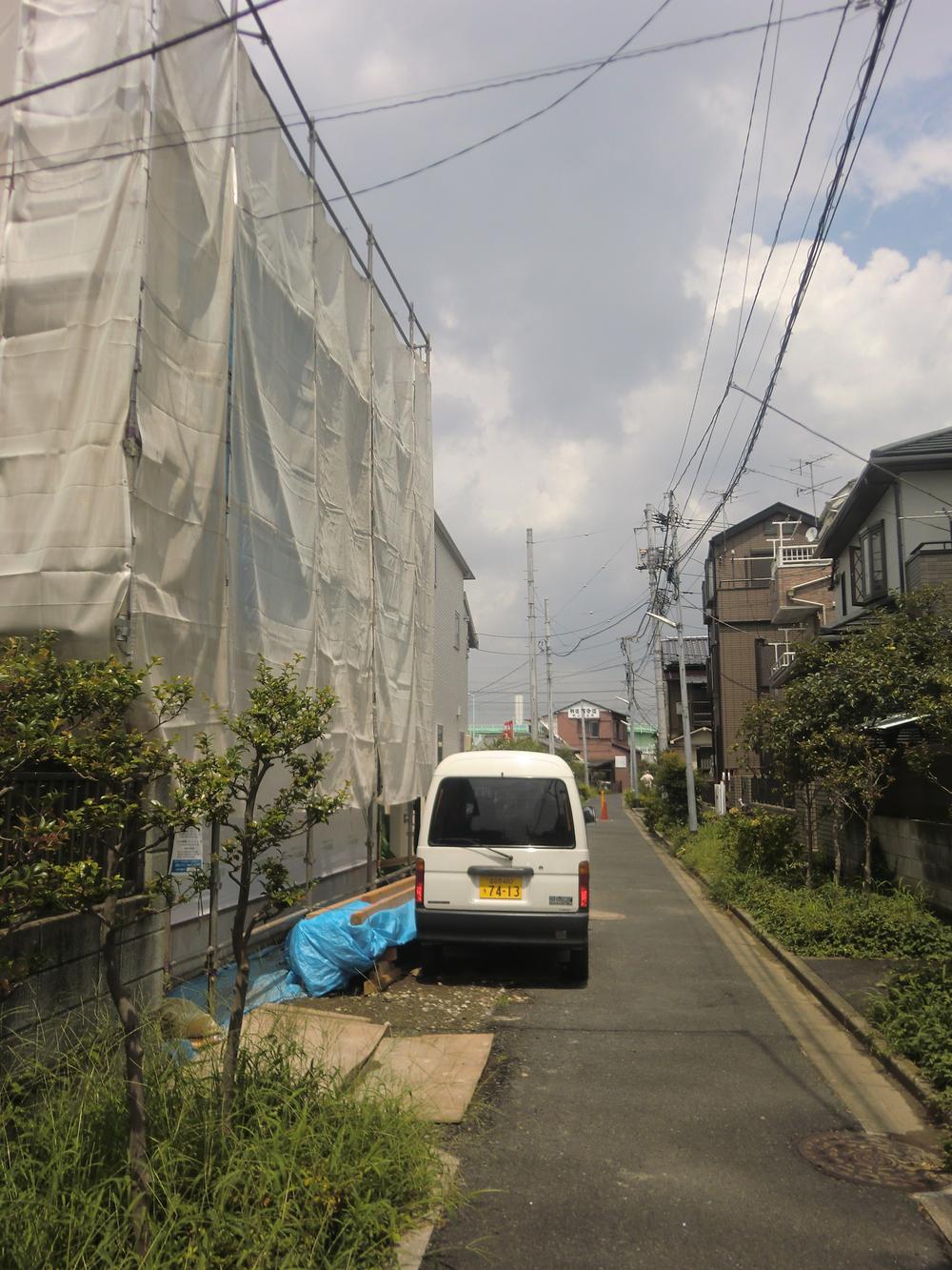 Local photos, including front road. Local (August 2013) Shooting