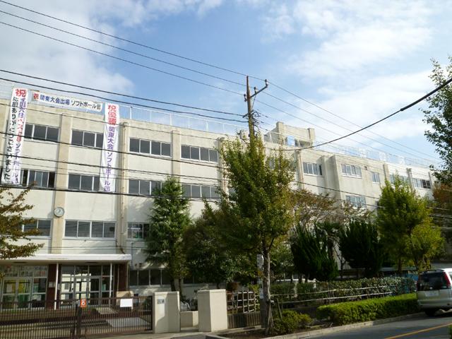 Junior high school. Okudo 620m until junior high school