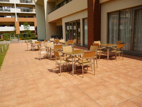 Other common areas. Midi on Garden before the Canal Terrace