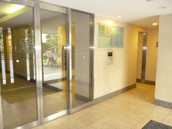 Security equipment. TV is auto-lock system with monitor