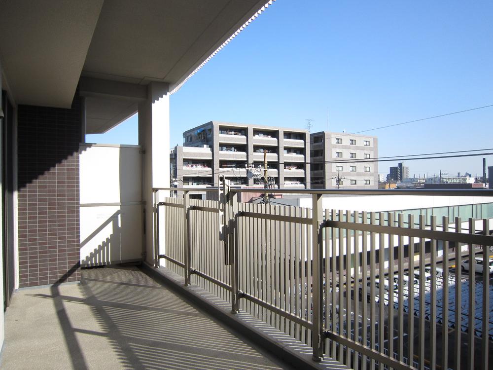 Balcony. Local (11 May 2013) Shooting