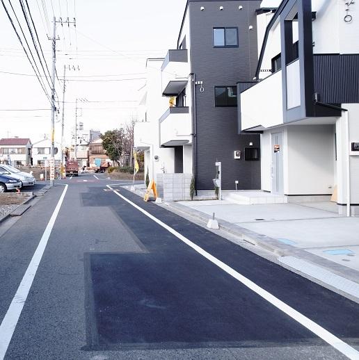 Local photos, including front road. Local (12 May 2013) Shooting