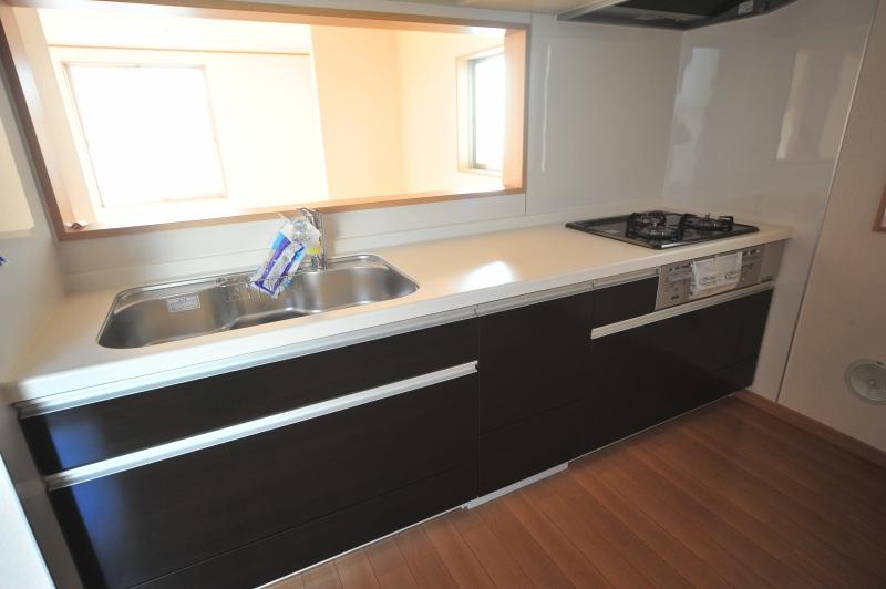 Kitchen. Building 2 kitchen