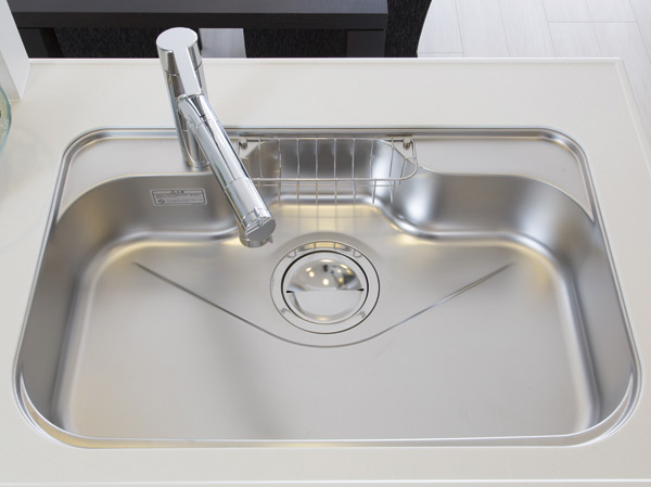 Kitchen.  [Low-noise wide sink / Built-in water purifier with mixing faucet] Adopt a sink of low-noise specifications to reduce the running water sound. Excellent durability which has been subjected to luck hard embossing of scratches on the surface is wide sink. Also, Integrated water purifier and single lever mixing faucet. You can use plenty of you a clean and delicious water.
